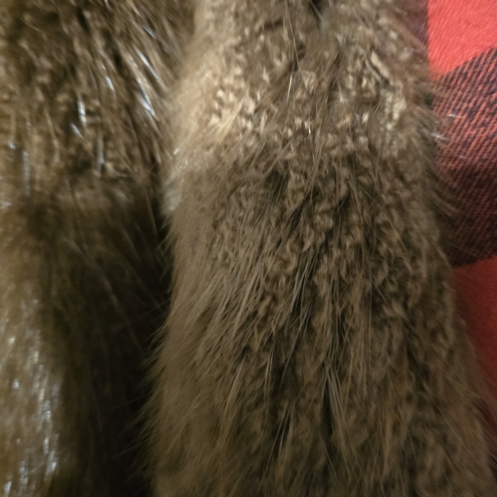 Men's Brown Fur Coat - Picture 5 of 9